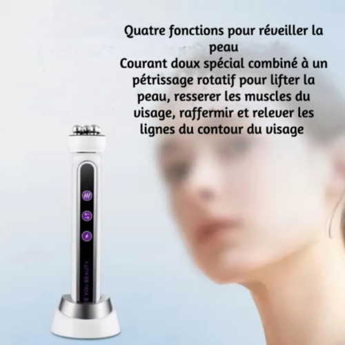 Application du Konmison SC1235 sur le visage pour un lifting et une hydratation efficace.